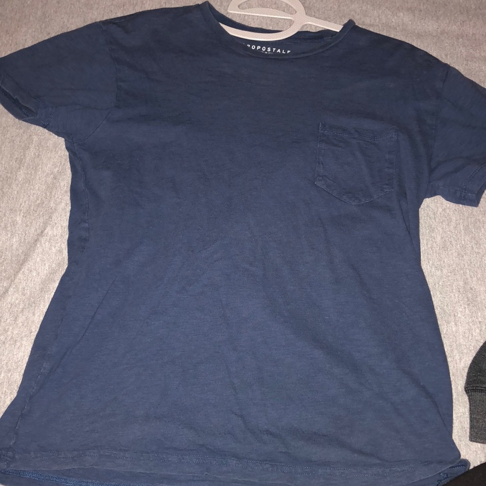 Men’s Aeropostale shirt dark blue